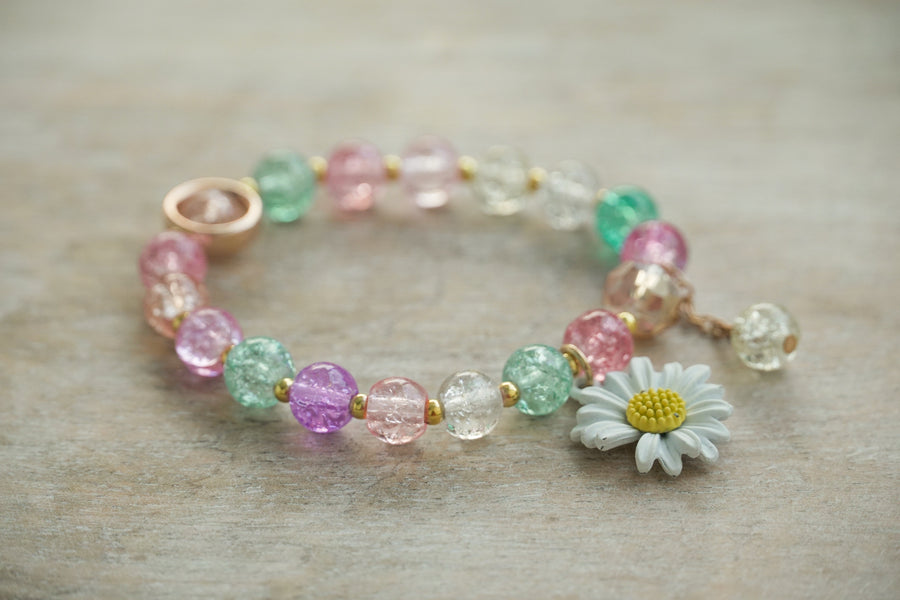 Pastel Bloom Daisy Bracelet