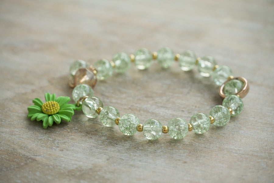 Daisy Bloom Charm Bracelet