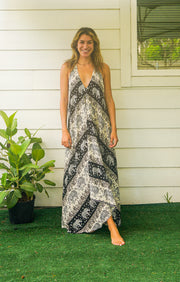 Black Cute Elephant Goddess Maxi Dress