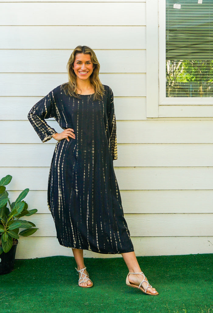 Obsidian Breeze Maxi Dress